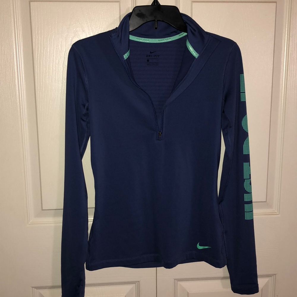 Nike dry fit half zip pull over